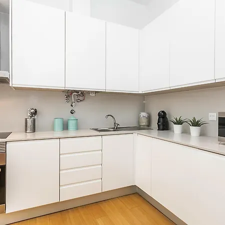 Apartment Lxway Pedras Negras *